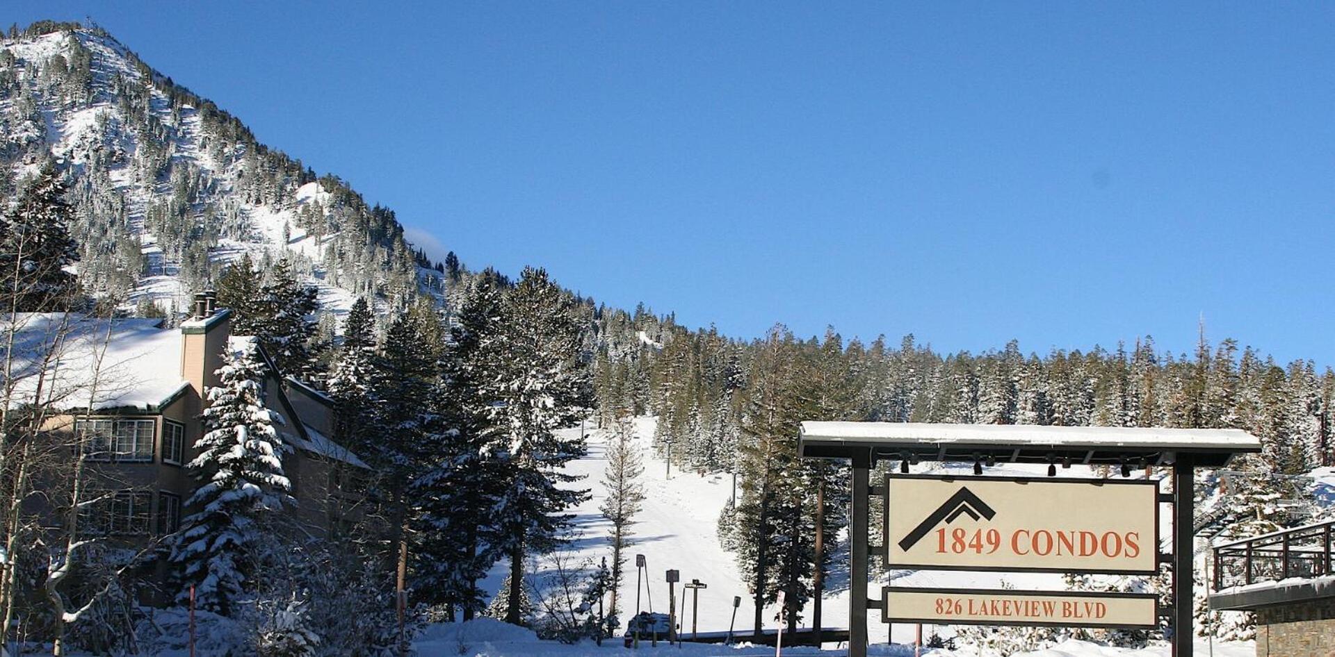 Great With Free Shuttle To The Village! Appartamento